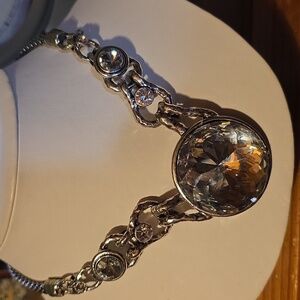 Vintage Buckle Link Bib Necklace. Hammered Antique Silver Tone.